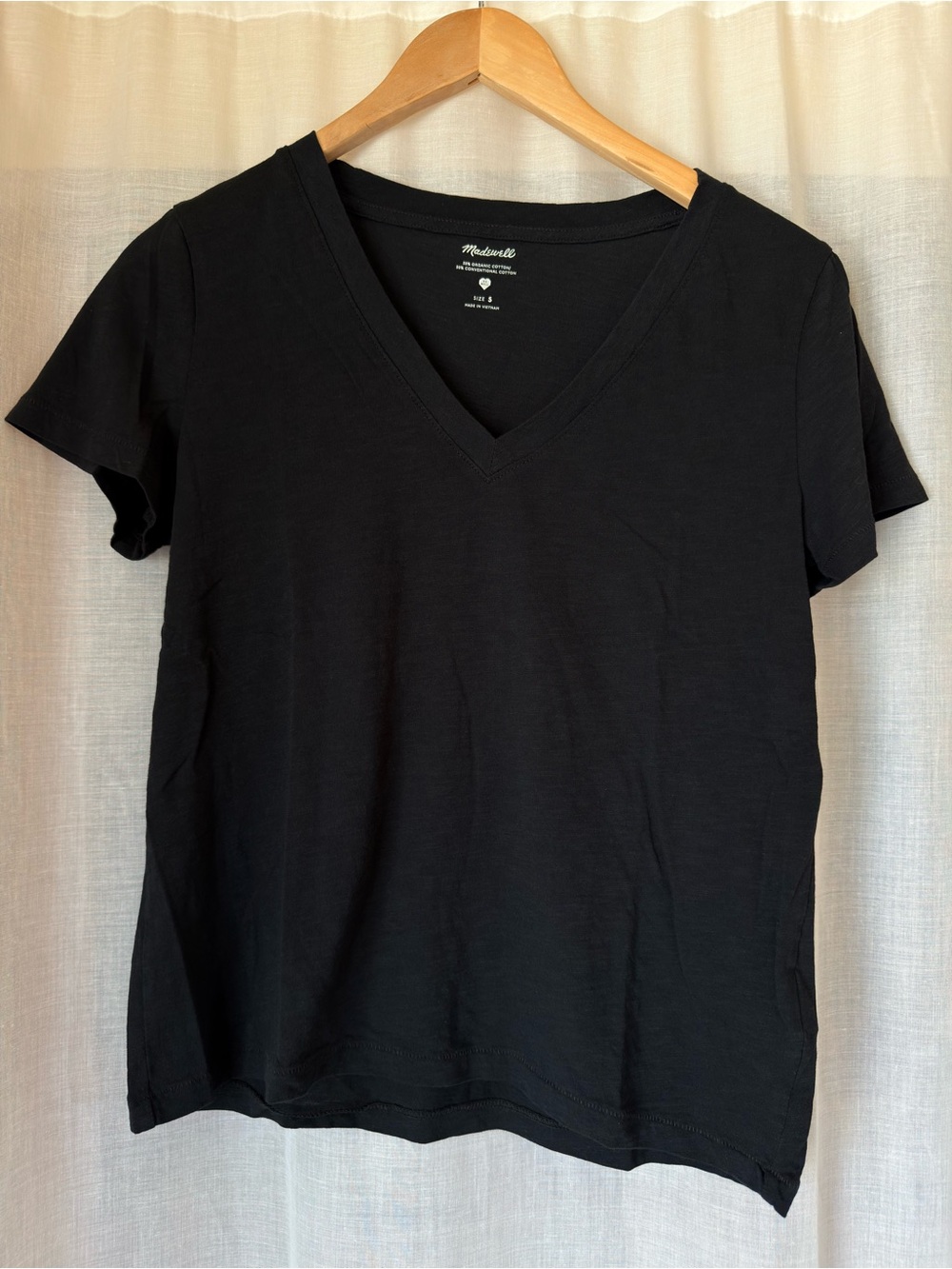 🖤 Madewell Black V-Neck Tee – New Without Tags Sz s